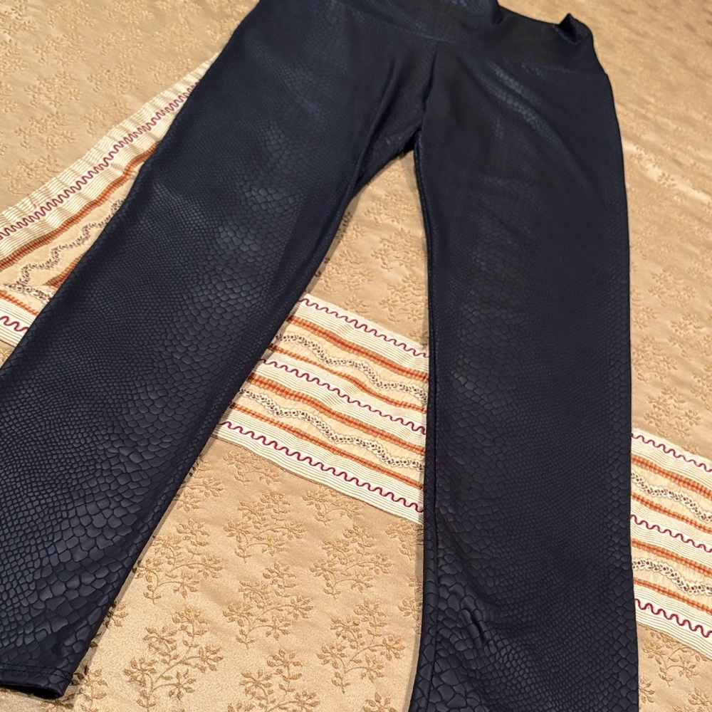 Cherish Dark Textured Leggings, Animal Print, Stretchy, Polyester Blend, 2X